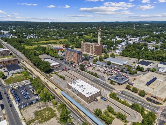 146 Court St 103, Brockton, MA 02302