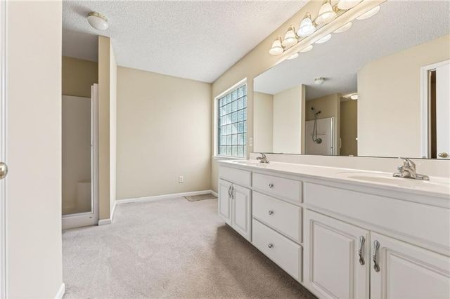 7212 N Lawn Avenue, Kansas City, MO 64119