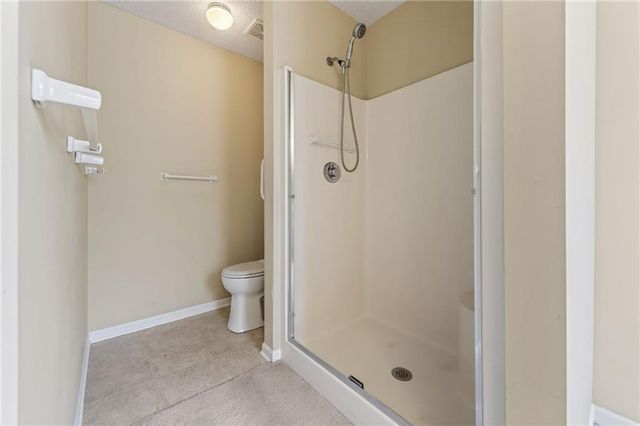 7212 N Lawn Avenue, Kansas City, MO 64119