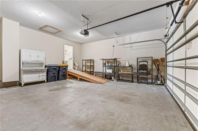 7212 N Lawn Avenue, Kansas City, MO 64119