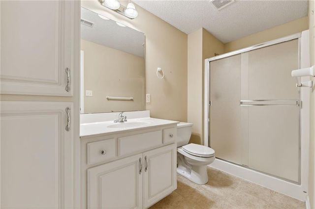 7212 N Lawn Avenue, Kansas City, MO 64119