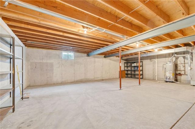 7212 N Lawn Avenue, Kansas City, MO 64119