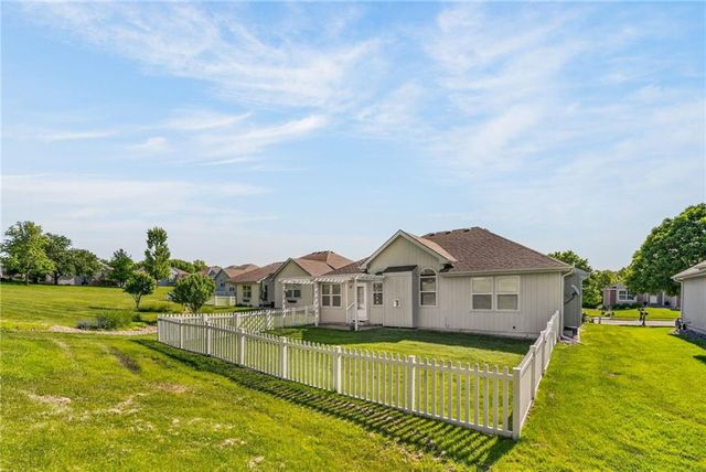 7212 N Lawn Avenue, Kansas City, MO 64119