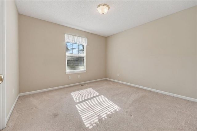 7212 N Lawn Avenue, Kansas City, MO 64119