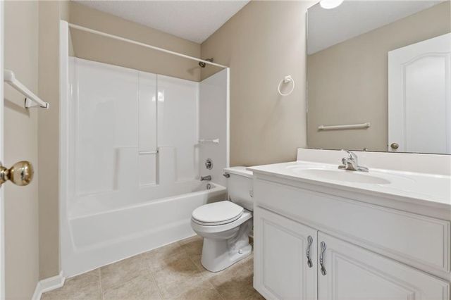 7212 N Lawn Avenue, Kansas City, MO 64119