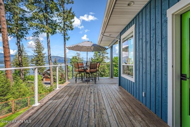 16 Hawkins RD, Sagle, ID 83860
