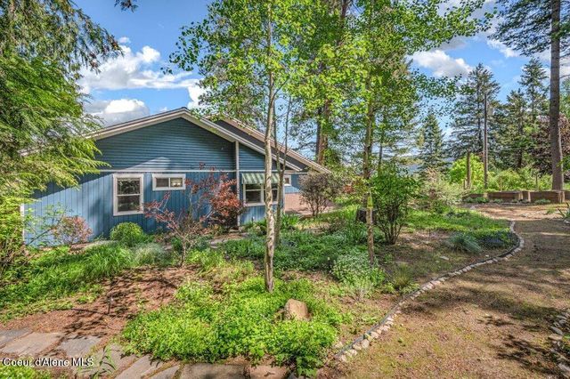 16 Hawkins RD, Sagle, ID 83860