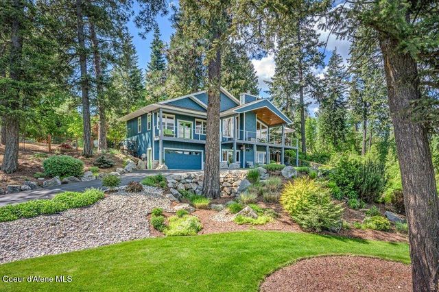 16 Hawkins RD, Sagle, ID 83860