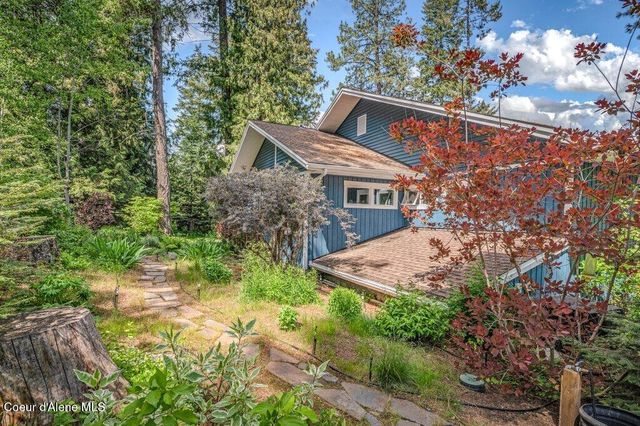 16 Hawkins RD, Sagle, ID 83860