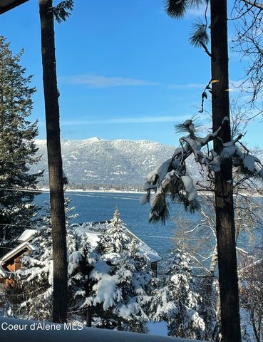 16 Hawkins RD, Sagle, ID 83860