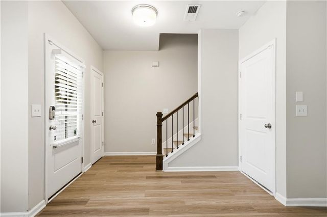 615 Broadview Place NE, Atlanta, GA 30324