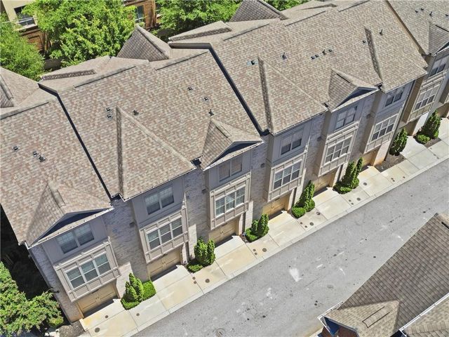 615 Broadview Place NE, Atlanta, GA 30324