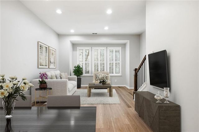 615 Broadview Place NE, Atlanta, GA 30324