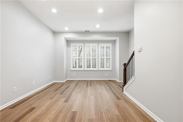615 Broadview Place NE, Atlanta, GA 30324
