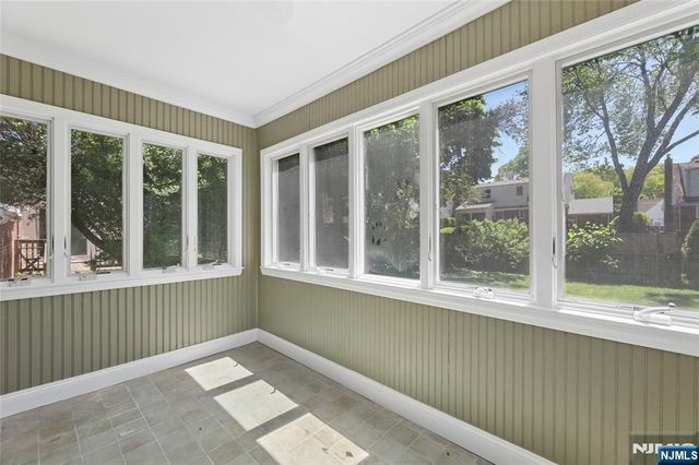 35-10 Ferry Heights, Fair Lawn, NJ 07410