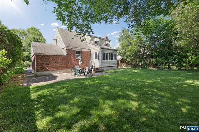 35-10 Ferry Heights, Fair Lawn, NJ 07410