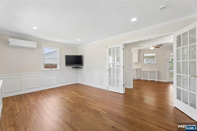 35-10 Ferry Heights, Fair Lawn, NJ 07410