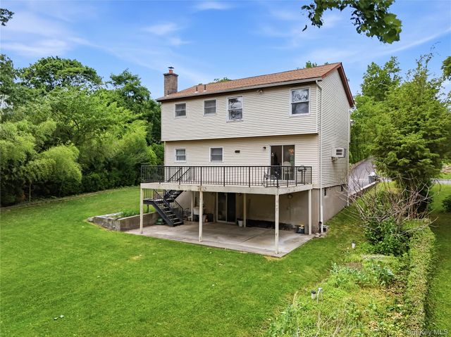 67 Sherwood Drive, Larchmont, NY 10538