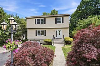 67 Sherwood Drive, Larchmont, NY 10538