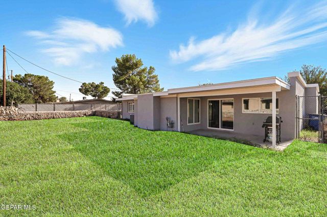 4113 ROXBURY Drive, El Paso, TX 79922