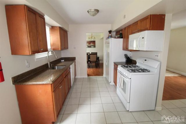 47 Linden Lane, Plainsboro, NJ 08536