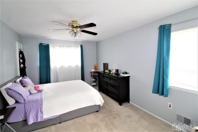 47 Linden Lane, Plainsboro, NJ 08536