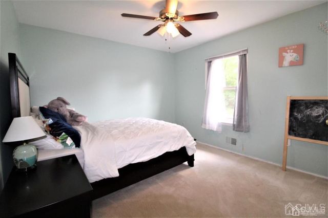 47 Linden Lane, Plainsboro, NJ 08536