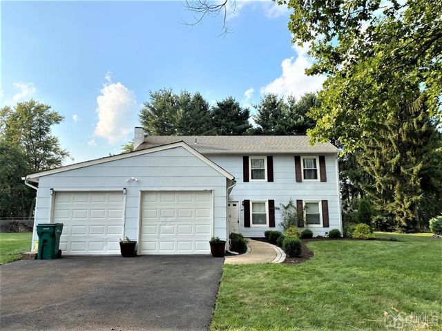 47 Linden Lane, Plainsboro, NJ 08536