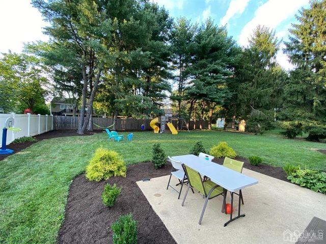 47 Linden Lane, Plainsboro, NJ 08536