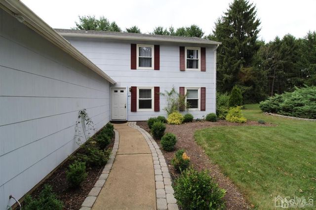 47 Linden Lane, Plainsboro, NJ 08536