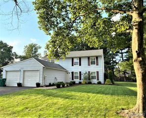 47 Linden Lane, Plainsboro, NJ 08536