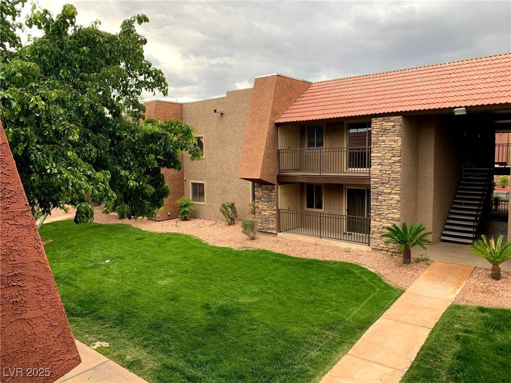 5081 River Glen Drive 120, Las Vegas, NV 89103