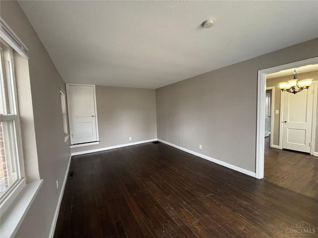 337 E Dorothy Lane, Kettering, OH 45419
