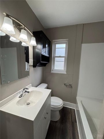 337 E Dorothy Lane, Kettering, OH 45419