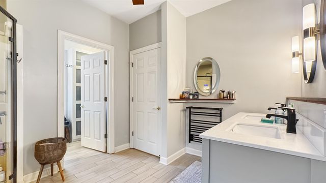 621 SUGARBUSH CV S, Collierville, TN 38017