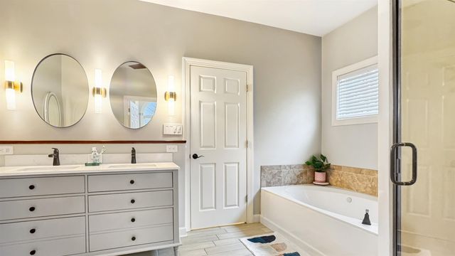 621 SUGARBUSH CV S, Collierville, TN 38017