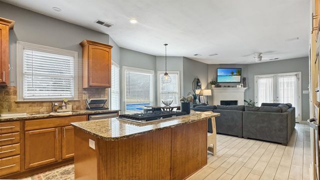 621 SUGARBUSH CV S, Collierville, TN 38017