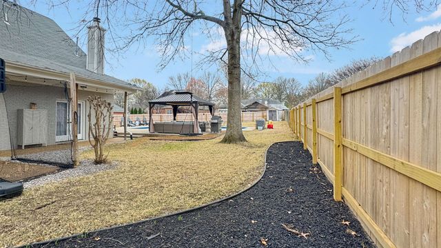 621 SUGARBUSH CV S, Collierville, TN 38017