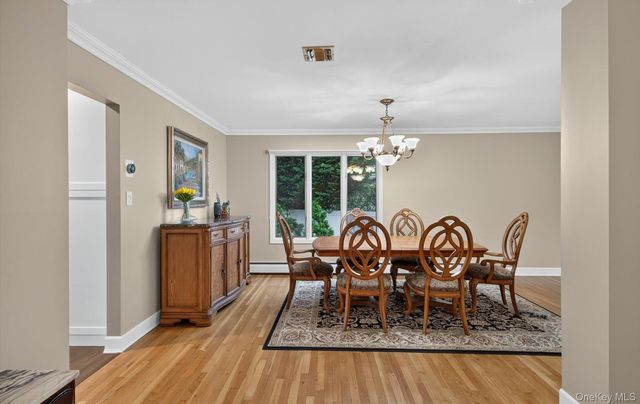 40 Pittoni Drive, Commack, NY 11725