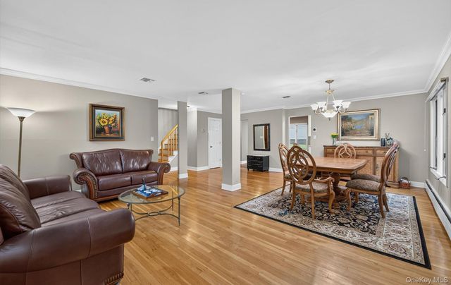 40 Pittoni Drive, Commack, NY 11725