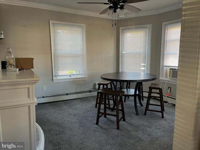 2 EAST AVE, Pitman, NJ 08071