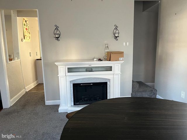 2 EAST AVE, Pitman, NJ 08071