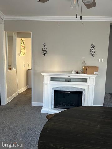 2 EAST AVE, Pitman, NJ 08071