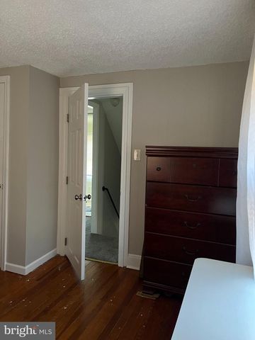 2 EAST AVE, Pitman, NJ 08071