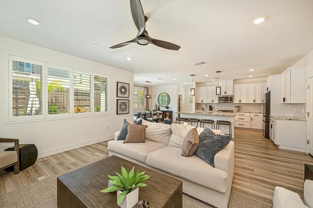 4518 Drowsy Water Way, Folsom, CA 95630