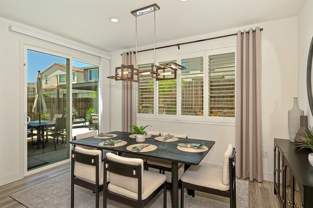 4518 Drowsy Water Way, Folsom, CA 95630