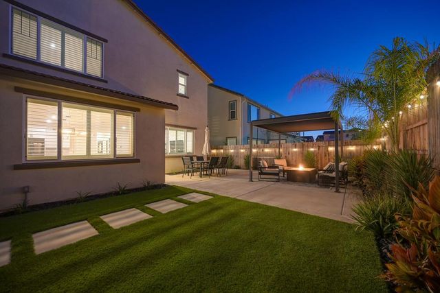 4518 Drowsy Water Way, Folsom, CA 95630