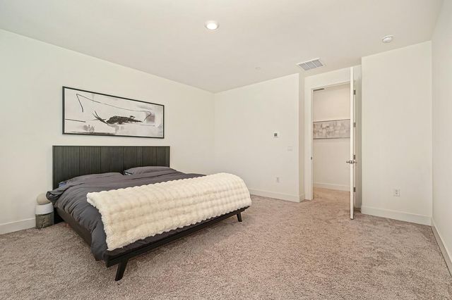 4518 Drowsy Water Way, Folsom, CA 95630