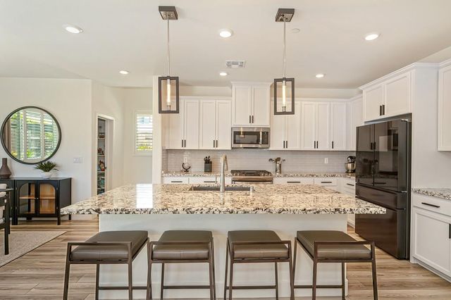 4518 Drowsy Water Way, Folsom, CA 95630