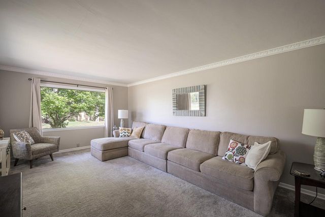 11216 Bridget LANE, Hales Corners, WI 53130